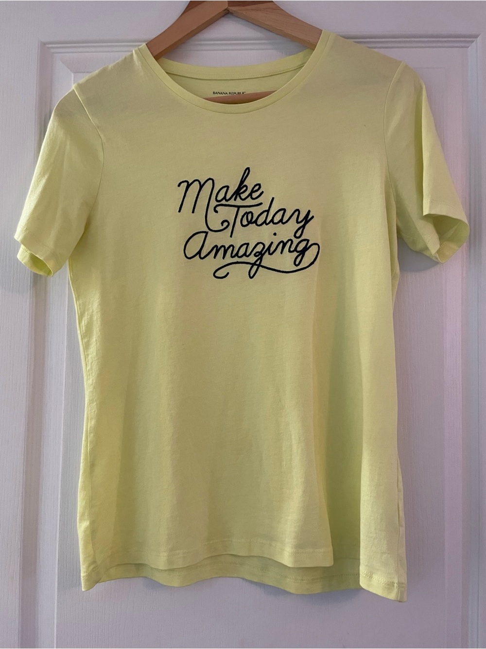 Banana Republic Factory Light Yellow Short Sleeve Tee “Make today amazing “